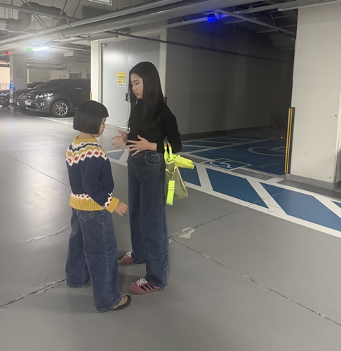 e5507d34c1d772cf9d5216d6bbf49fd4_1762670479_7407.jpg e5507d34c1d772cf9d5216d6bbf49fd4_1762670479_7407.jpg