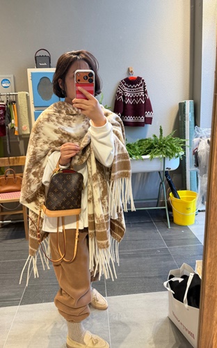 f0a9398999c90c57a635b5dfefe1ee48_1764241799_0239.jpg f0a9398999c90c57a635b5dfefe1ee48_1764241799_0239.jpg