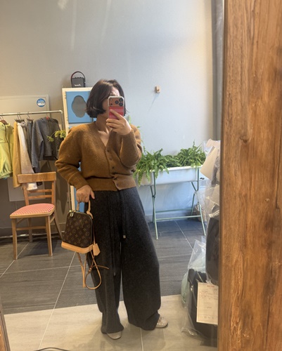 라쿤럭셔리니트p